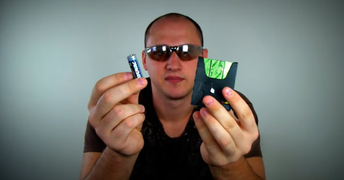 Make a Fire Using Chewing Gum and a Battery